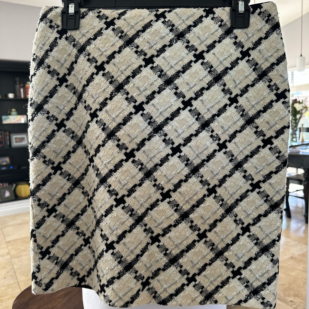Elegant Black and Cream Women's Skirt